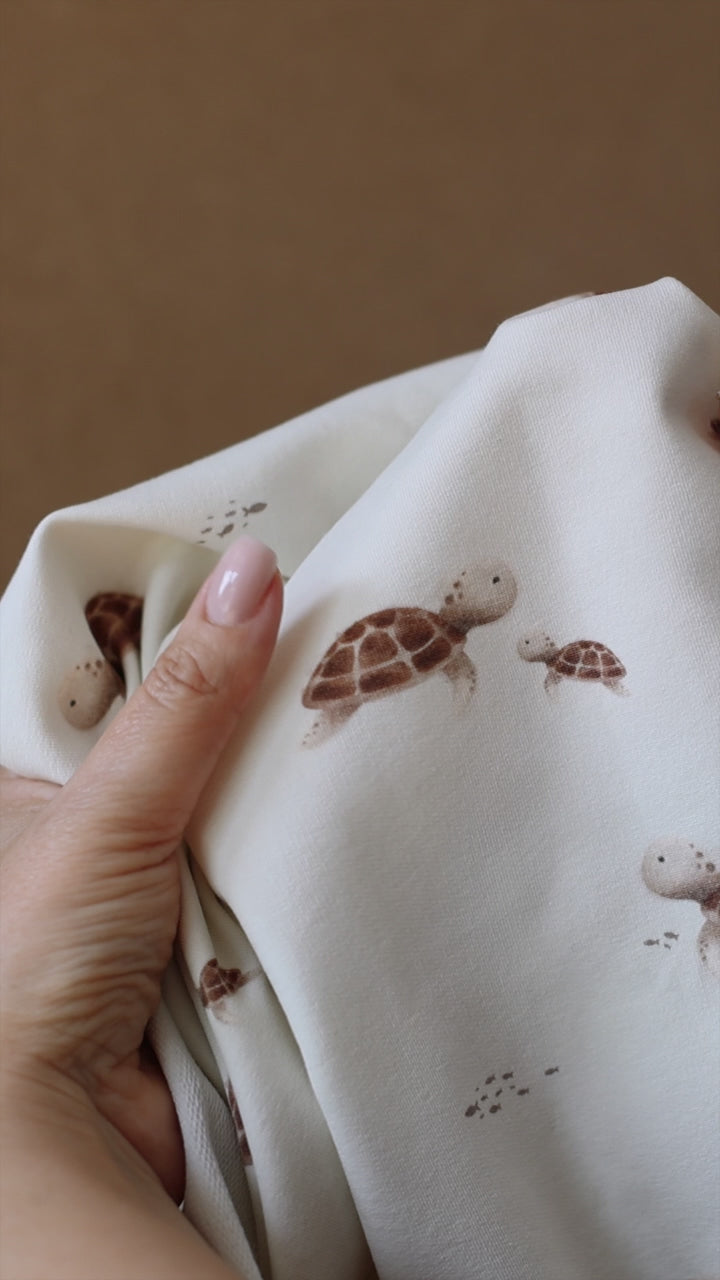 Mara die Weise hell (Schildkröte) | Jersey & French Terry (BIO)