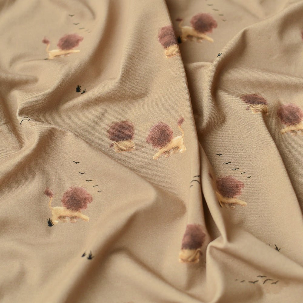 Theo der Tapsige dunkel (Löwe) | Jersey & French Terry (BIO)