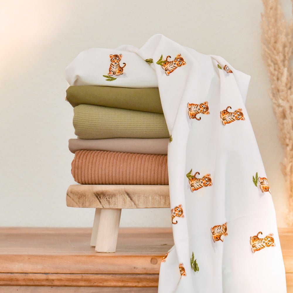 Egon der Elegante hell (Tiger) | Jersey & French Terry (BIO)