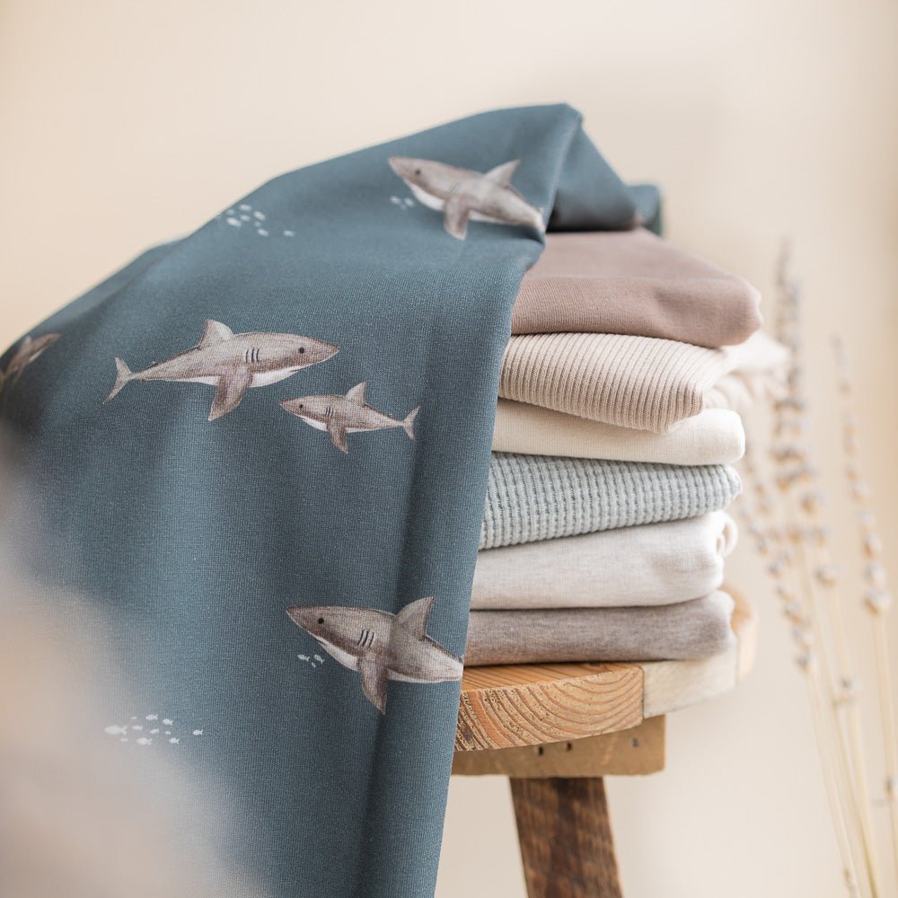 Herbert der Hungrige dunkel (Hai) | Jersey & French Terry (BIO)