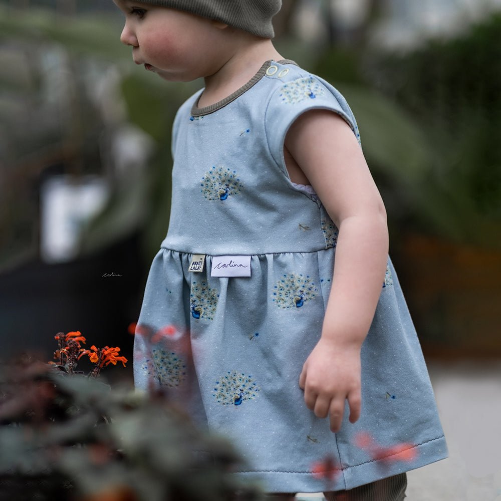 Federnpracht dunkel (Pfau) | Jersey & French Terry (BIO)